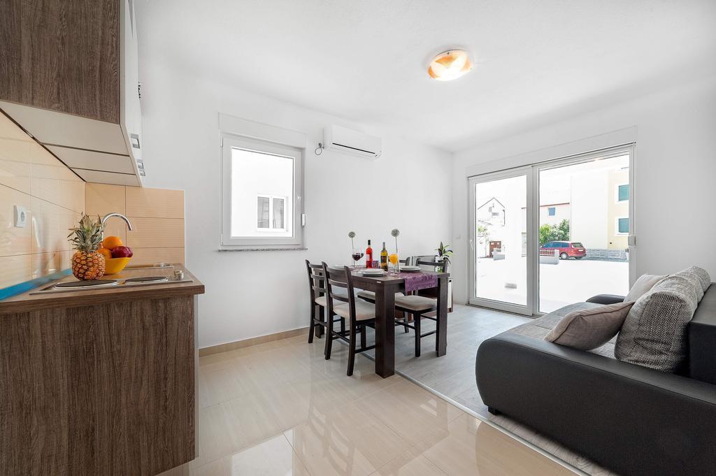 Apartments Hrvoje 沃迪切 客房 照片