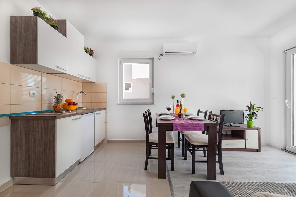 Apartments Hrvoje 沃迪切 客房 照片